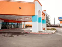 Howard Johnson by Wyndham Gallup Hotels in Gallup