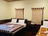 Villa Alounsavath Mekong Riverside Hotels near Wat Xiengthong