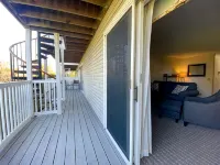 The Central Downtown Inn Suites