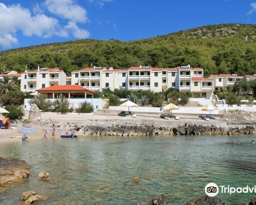 Hotel Priscapac Resort & Apartments Hotele w: Blato