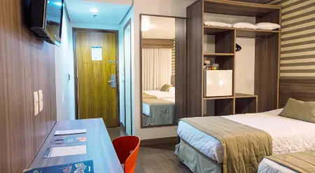 Hotel Continental Business - 200 Metros do Complexo Hospitalar Santa Casa