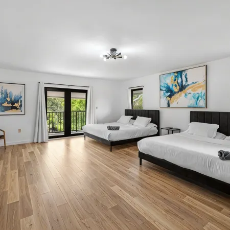 Villa Maya: 12 BR, 14k sq. ft. estate with pool, pickle ball, bball, disco club!