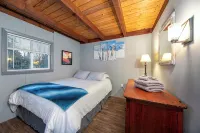 Peaceful chalet near Bromley, Magic, Okemo, Mount Snow, and Stratton