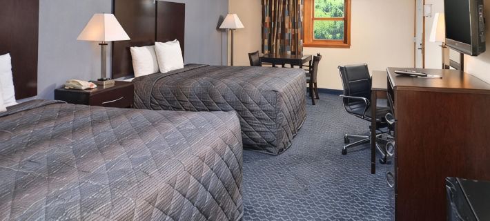 Golden Hill Inn-Danbury Hotels in Danbury