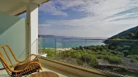 Enjoy Lichnos Bay Village, Camping, Hotel and Apartments - Mountain view