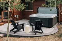 Bailey Escape - Hot Tub Game Room  4 Bed, 4 bath on 2.65 acres - Hot Tub