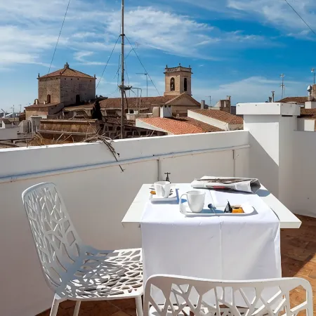 Cheap & Chic Hotel
