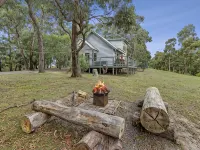 Lorne Bush House Cottages & Eco Retreats Hotels in Lorne