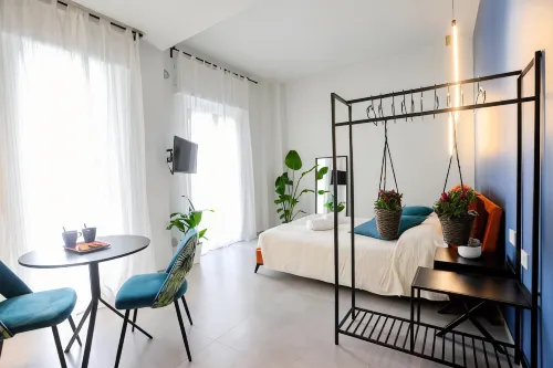 Floris: modern studio in the heart of city center - Condos