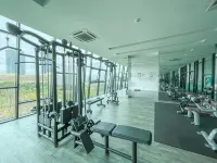 Midvalley Southkey Mosaic Suite by Nest Home - Gym