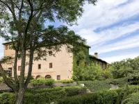 Parador de Granada Hotels near Genil