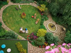 Boutique Hotel & Villa Auersperg
