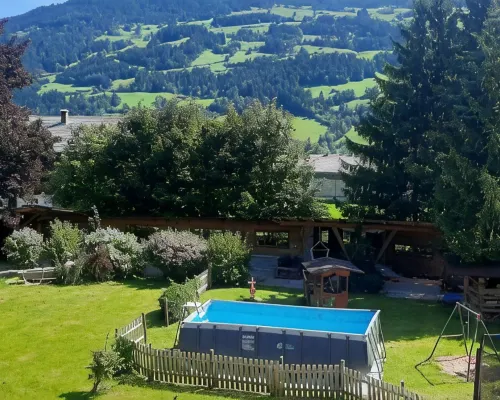 Ferienhof Kampfl Hotels in Fugen