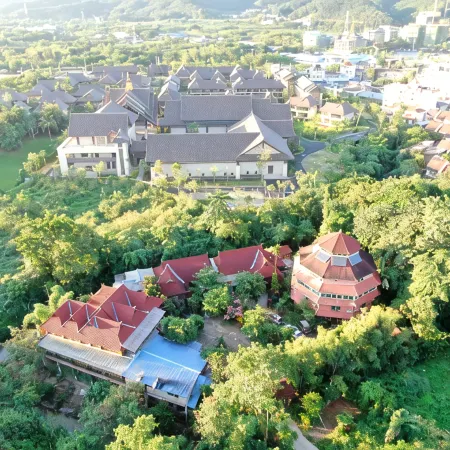 Mengla Bajiaolou Inn