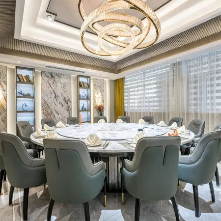 Wuwei Jinma Yindu International Hotel (Wanda Plaza)