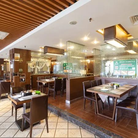 Jilin Hengyang Hotel (Beihua University Medical College)