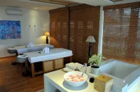 The Cliff Resort & Residences - spa