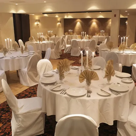 DoubleTree by Hilton Montreal Airport