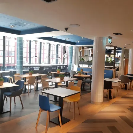 Hampton by Hilton Antwerp Central Station