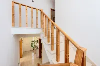 7min to the beach & 23min to Lisbon city, offering convenience & coastal charm
