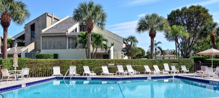 Beachside Chateau Bliss Hotels in Jupiter