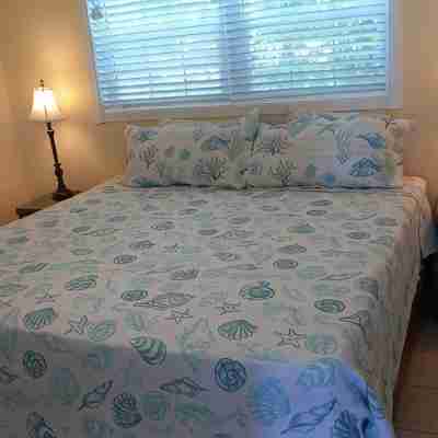 Beachside Exuma Villa newly remodeled!Great location near resorts & restaurants Rooms