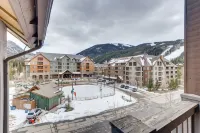 Experience Modern Relaxation & Luxury at Its Best! Condo
