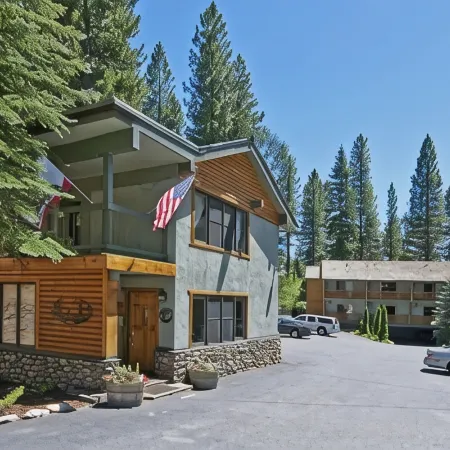 The Incline Lodge