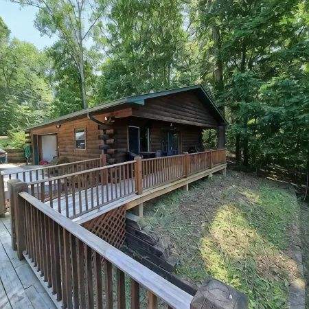The Ponderosa Guesthouse