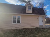Charming 2-bedroom guest house with WiFi, AC in Franklin Hotels in Johnson County