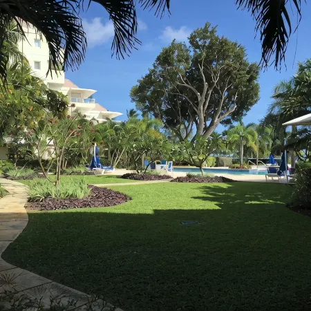 Palm Beach - Tropical Paradise on the Beach