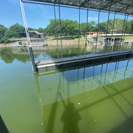 Compound on Lake - Gameroom/Dock/Pool/Hot tub - Sleeps 37
