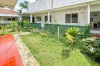 Hotel Mustika Widyasari RedPartner - موقف سيارات
