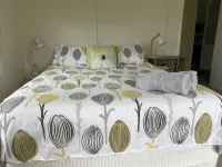 Family holiday haven cozy wood fire hiking skiing  bird watching linen supplied - 民泊