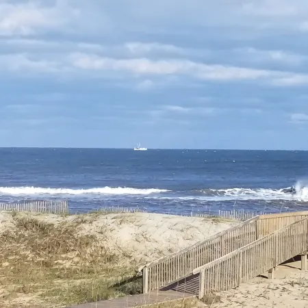 Oceanfront! Boardwalk to the Beach. Complimentary Amenities! Guest Favorite!