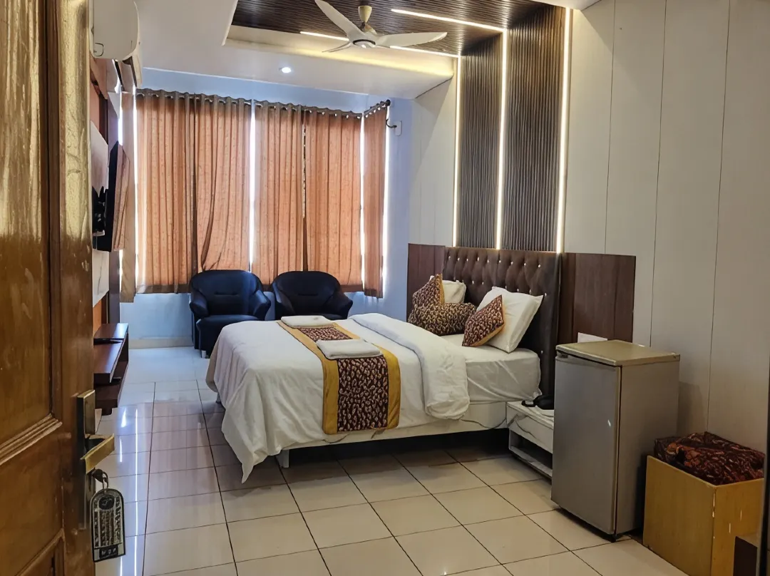 Hotel Rajsangam International - Badami