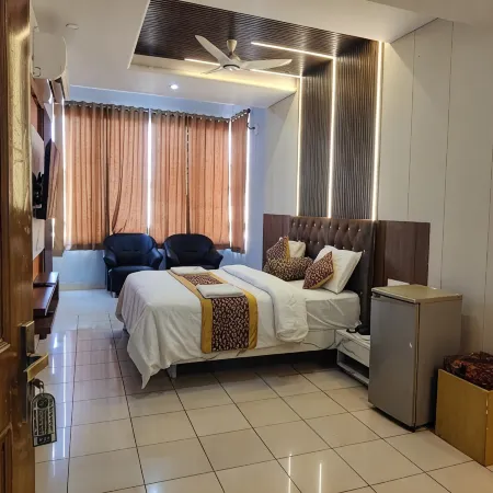 Hotel Rajsangam International