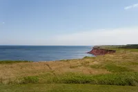 Johnson Shore Inn - parking