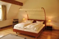 Beach House, 200 Sqm. Wf., Directly at the Plauer See, Müritz, 30m to the Beach - Gym