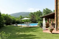 Charming spacious 1500s stone farmhouse with private pool - Pools