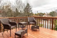 ~Serenity~A Unique Destination -Sleeps 14 5Br/3Bath/Gameroom-- Close to Lake