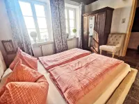 Modern apartment with WiFi in the old town (near the market square)