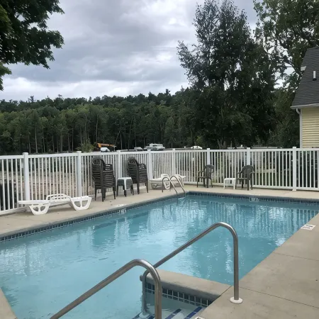 3 bed/3.5 bath Fish Creek condo: walking distance to beach/parks