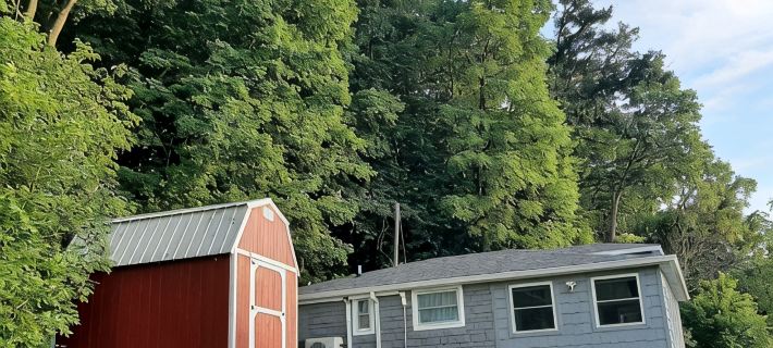 Recently remodeled Nauvoo home, 7 acres on the river Hotels in Hancock County