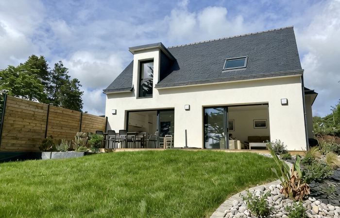 New house 100m Plage du Portzic in Morgat 8 people 4 bedrooms