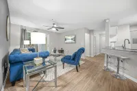 3Brlux, Uga + Downtown Athens Game Weekend Ready, Relax by the Pool - Condos