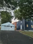 Spacious 4-bedroom house with AC and WiFi in fabulous Silver Spring