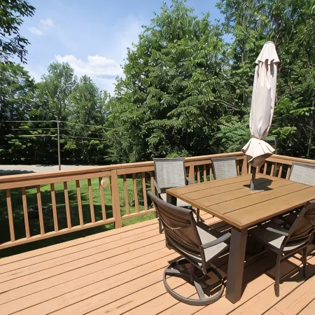 Quaint Stowe Vermont Cabin