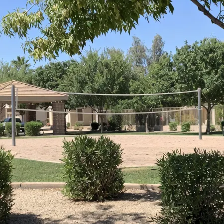 Gorgeous Gilbert Getaway / 3 Bedroom 2+ Bath Home / 2 car garage / Sleeps 10