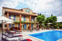 Very Nice Detached Country House Topaz Near Porec, Climate, 5 Min. to the Sea - 3-Star
